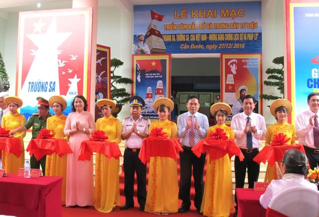 выставка, посвященная суверенитету вьетнама над островами хоангша и чыонгша hinh 0
